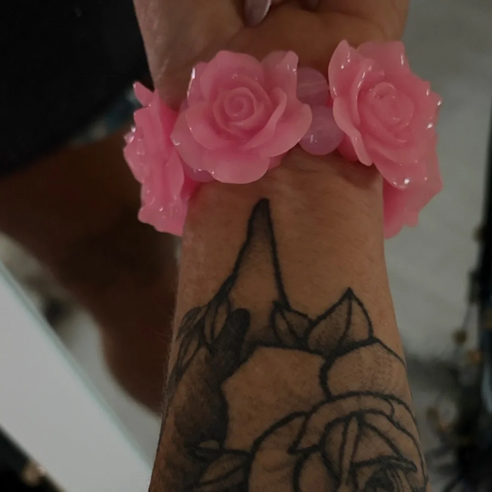 Pink Rose Acrylic Stretch Bracelet - Women Jewelry - Picture 2 of 6